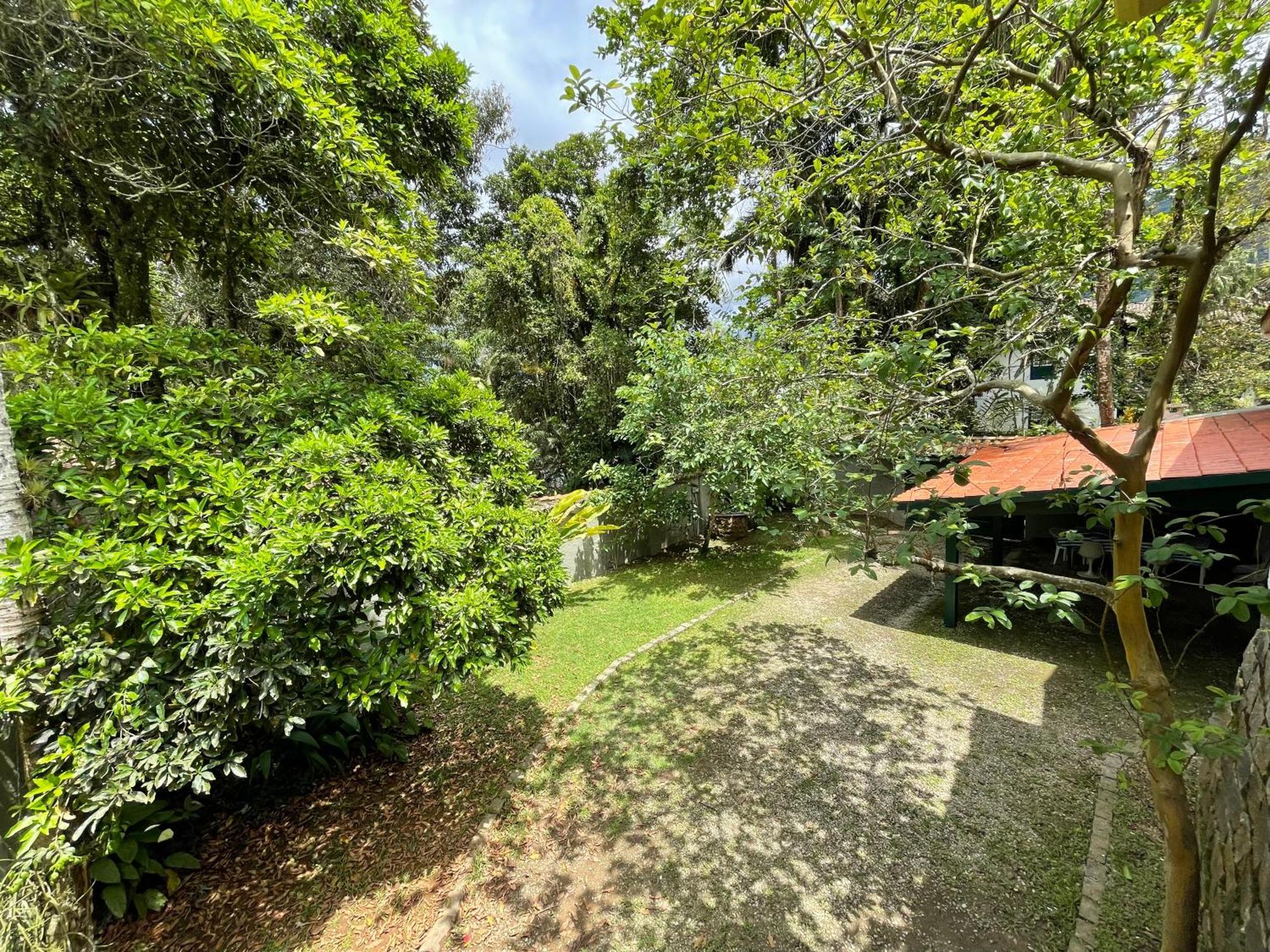 Casas Aguas Cantantes Ubatuba